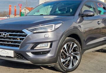 Hyundai TUCSON 65.000 km 18.799 &euro; Köln (Ostheim) 51107