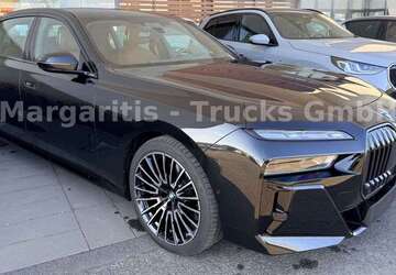 BMW 740 8.300 km 110.290 &euro; Köln 50996