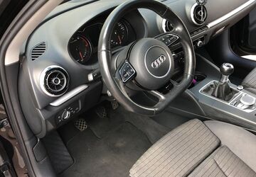 Audi A3 144.000 km 12.799 &euro; Solingen 42655