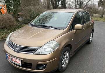 Nissan Tiida 114.552 km 4.900 &euro; Solingen 42655