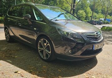 Opel Zafira Tourer 133.830 km 6.500 &euro; Düsseldorf 40589