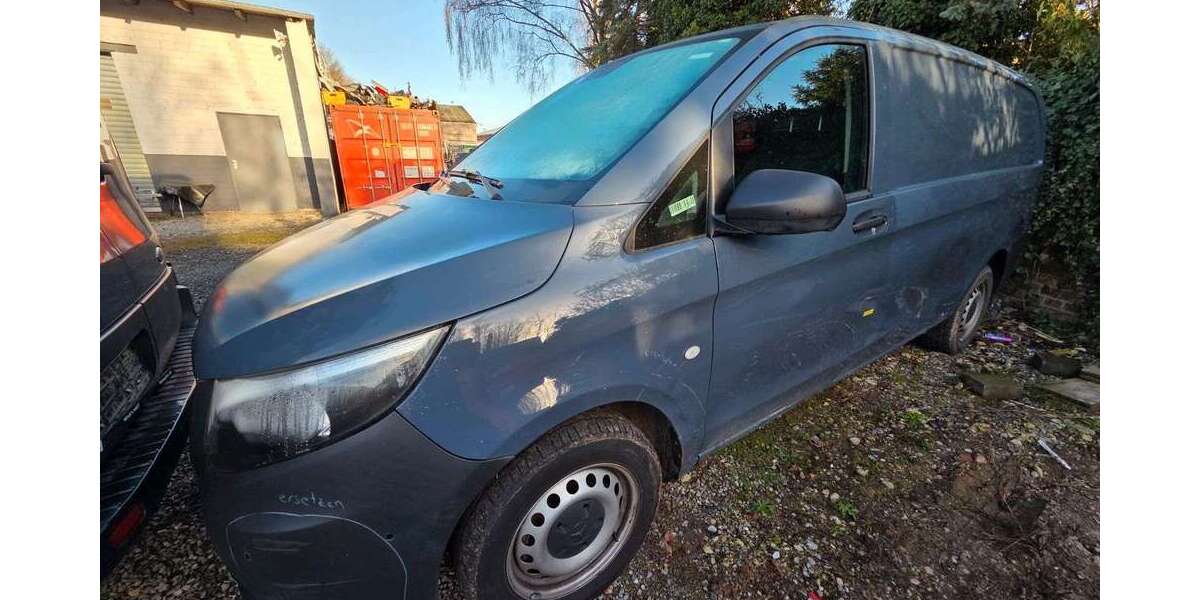 Mercedes-Benz Vito 95.103 km 11.980 &euro; Hilden 40721