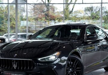 Maserati Ghibli 109.800 km 37.800 &euro; Remscheid/NRW 42855
