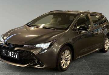 Toyota Corolla 17.921 km 26.890 &euro; Düsseldorf 40233