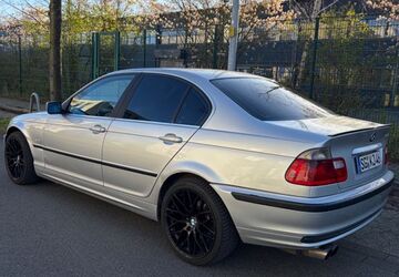 BMW 320 202.000 km 4.300 &euro; Solingen 42657