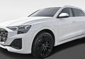 Audi Q8 22.072 km 77.480 &euro; Köln 50739