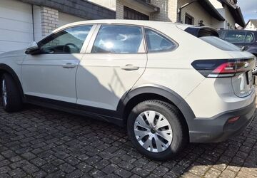VW Taigo 45.000 km 18.400 &euro; Köln 50679