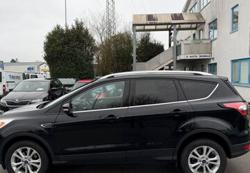 Ford Kuga 157.021 km 8.750 &euro; Hilden 40721