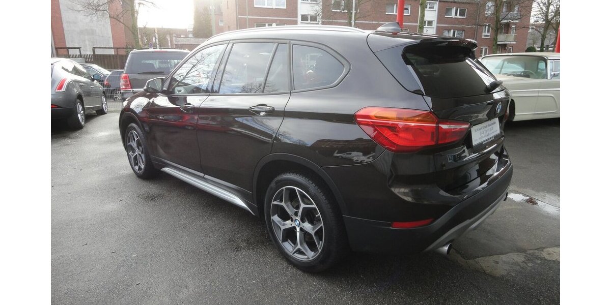 BMW X1 20 d xLine 4x4 Autom Navi Leder SHZ PDC LED 208.000 km 15.999 &euro; Neuss 41462