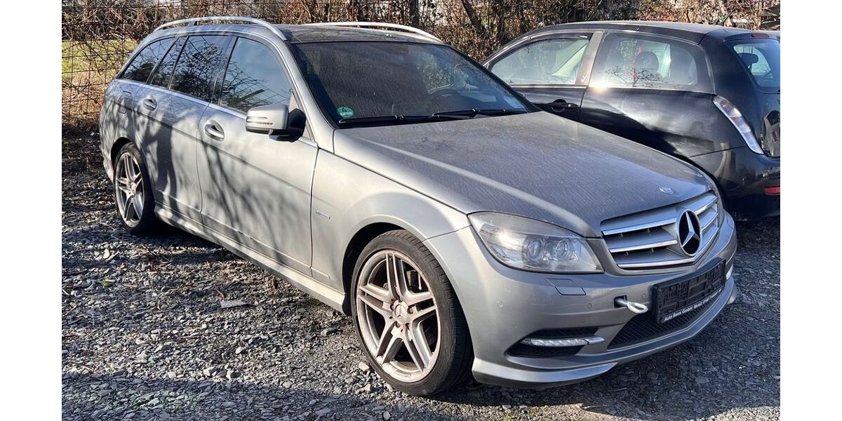 Mercedes-Benz C 220 365.000 km 1.990 &euro; Solingen 42651