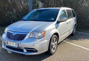 Lancia Voyager 168.000 km 15.900 &euro; Langenfeld 40764