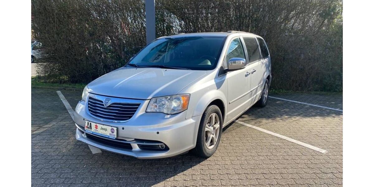 Lancia Voyager 168.000 km 15.900 &euro; Langenfeld 40764