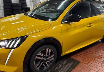 Peugeot 208 77.333 km 15.490 &euro; Wuppertal 42285