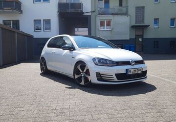 VW Golf 78.500 km 17.150 &euro; Solingen 42651