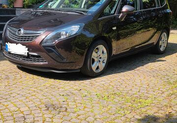 Opel Zafira Tourer 128.800 km 6.590 &euro; Remscheid 42899