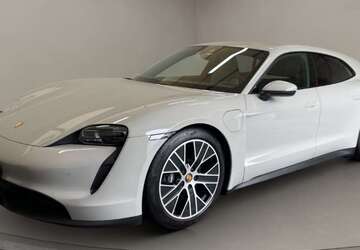 Porsche Taycan 31.710 km 69.800 &euro; Köln 50823