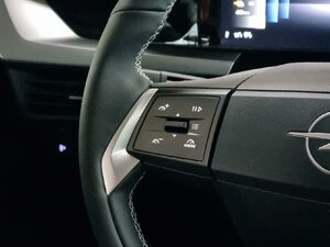 Opel Frontera Electric GS Tech Pack. Alu Adroid Apple 3.600 km 29.990 &euro; HAAN 42781