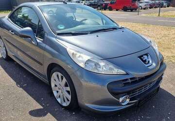 Peugeot 207 131.000 km 1.999 &euro; Köln 51109