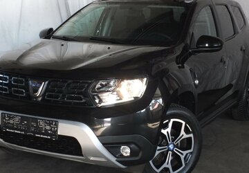 Dacia Duster II CELEBRATION HYBRID NAVI KAMERA 17 ZOLL 63.155 km 12.500 &euro; Köln 50858