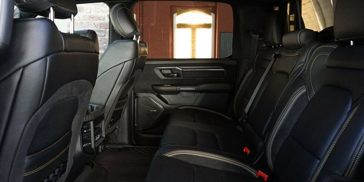 Dodge RAM 1500 TRX 6.2L V8 SMARTCUP Leder Pano HuD H&K 41.719 km 119.900 &euro; Wuppertal 42327