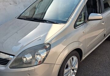 Opel Zafira Tourer 249.070 km 1.850 &euro; Köln 50823