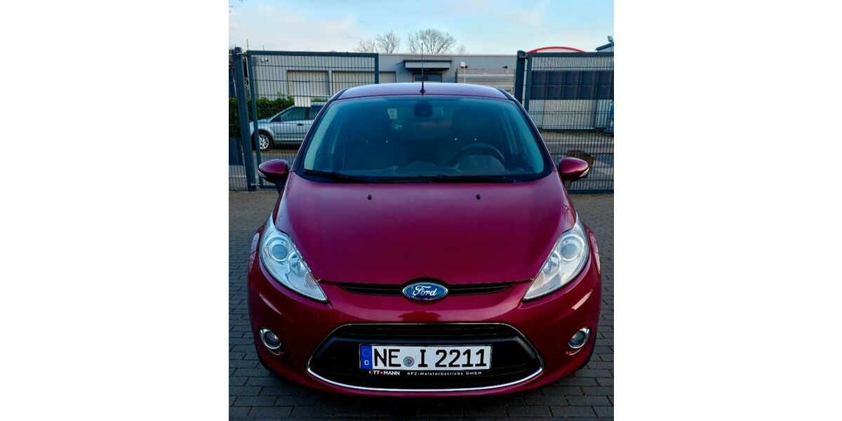 Ford Fiesta 115.220 km 4.400 &euro; Köln 50769