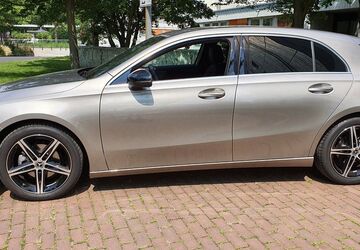 Mercedes-Benz A 180 29.000 km 21.000 &euro; Köln 51109
