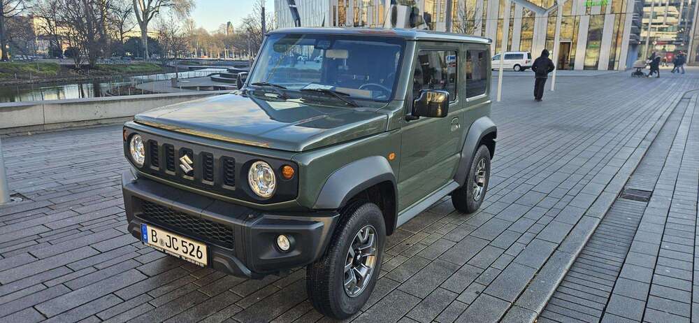 Suzuki Jimny 42.300 km 28.950 &euro; Düsseldorf, Stadt 40545