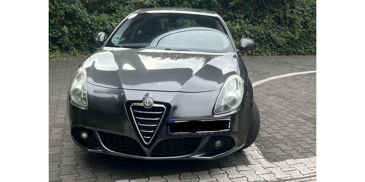 Alfa Romeo Giulietta 218.000 km 3.990 &euro; Neuss 41462