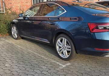 Skoda Superb 127.118 km 20.500 &euro; Ratingen 40882
