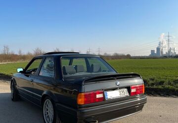 BMW 325 127.000 km 38.999 &euro; Köln 50825