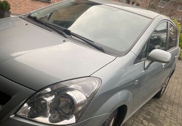 Toyota Corolla Verso 140.000 km 4.500 &euro; neuss 41460