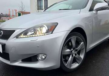 Lexus IS 250 100.000 km 19.999 &euro; Köln 51107