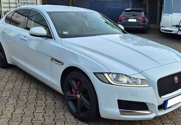 Jaguar XF 39.815 km 21.200 &euro; Köln 50769
