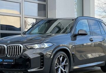 BMW X5 4.828 km 87.790 &euro; Hilden (bei Düsseldorf) 40721