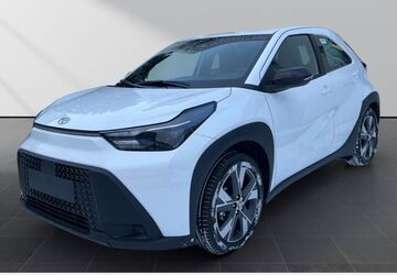 Toyota Aygo (X) 2.500 km 20.879 &euro; Solingen 42719