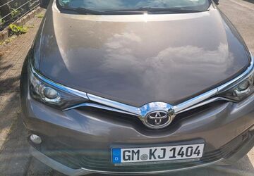 Toyota Auris 74.892 km 11.000 &euro; Lindlar 51789
