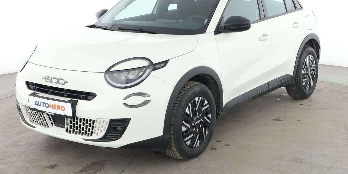 Fiat 600 4.231 km 22.520 &euro; Köln 50739