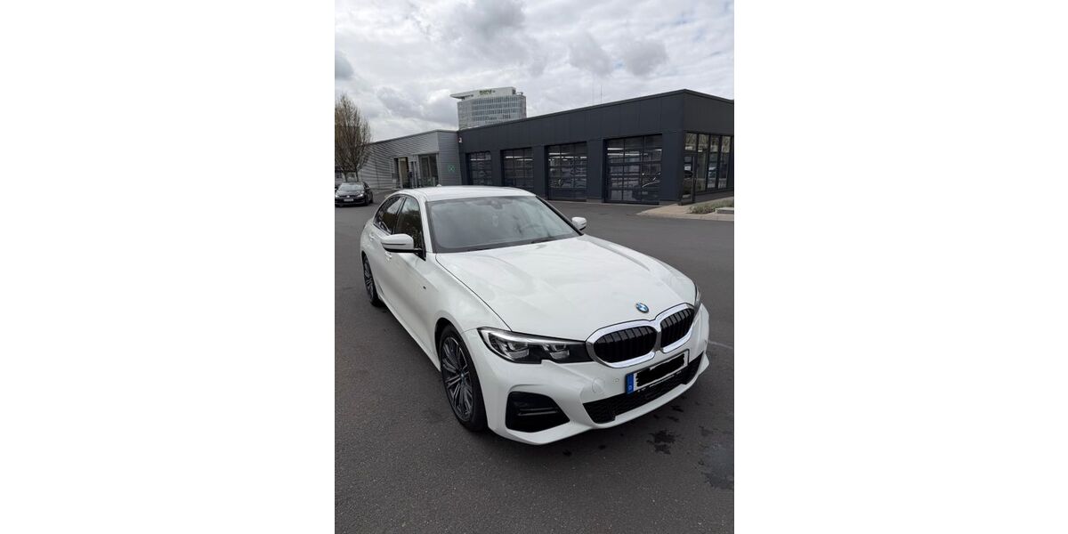BMW 320 79.000 km 30.300 &euro; Köln 50739