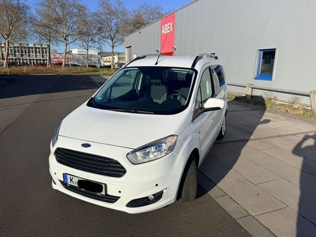 Ford Tourneo Courier 62.500 km 11.499 &euro; Köln 51109