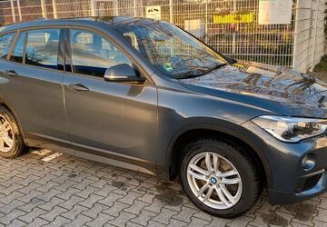 BMW X1 49.000 km 22.200 &euro; Düsseldorf 40225