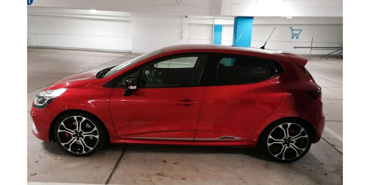 Renault Clio 92.500 km 22.499 &euro; Köln 50667