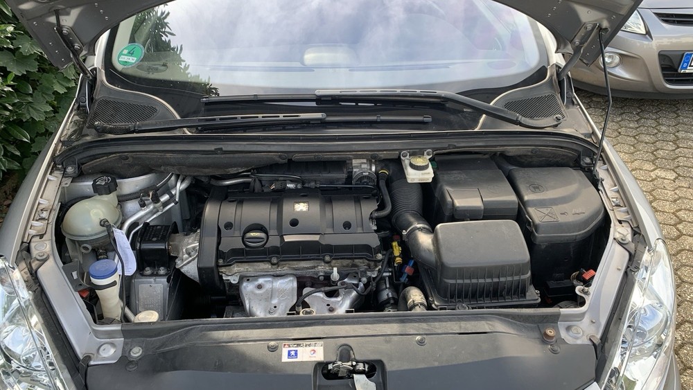 Peugeot 307 87.000 km 2.200 &euro; Leverkusen 51373