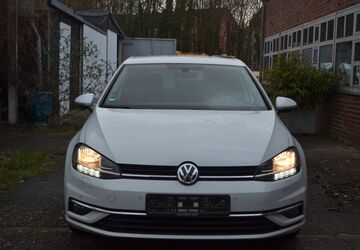 VW Golf 220.000 km 8.970 &euro; köln 50969