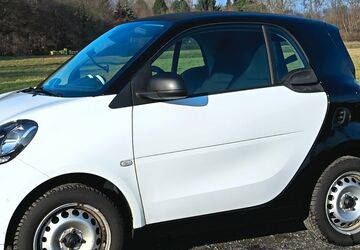 Smart ForTwo 109.632 km 6.800 &euro; Köln 50769