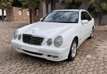 Mercedes-Benz E 220 179.022 km 6.000 &euro; LANGENFELD 40764