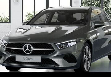 Mercedes-Benz A 180 9.900 km 31.490 &euro; Düsseldorf 40470