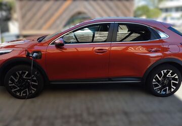 Kia XCeed 24.000 km 21.990 &euro; Solingen 42653