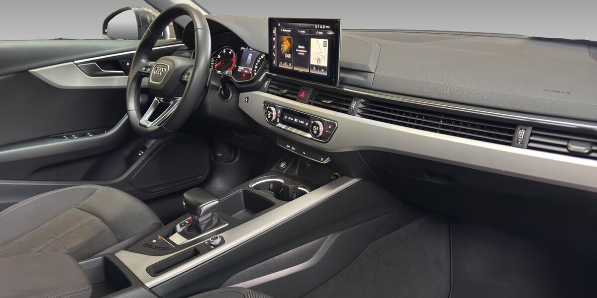 Audi A4 35 TDI S Line Autom MMI LED S-Tronic 104.945 km 23.400 &euro; Wuppertal 42327