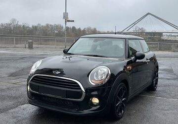 Mini ONE 99.990 km 8.900 &euro; Düsseldorf 40219